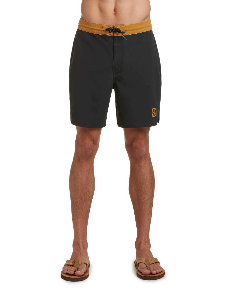 Swimwear Jerry Leigh Boardshorts | Fiftythree70 19" Performance Boardshorts Black/Gold